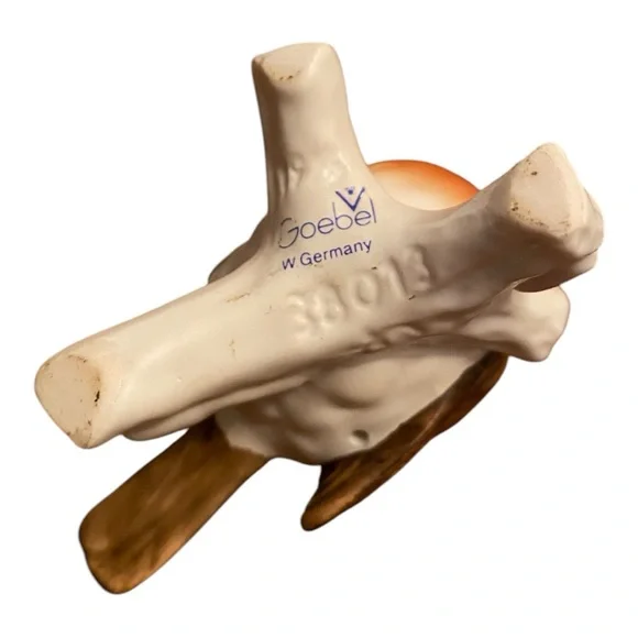 Goebel Robin Figurine - Picture 6 of 6